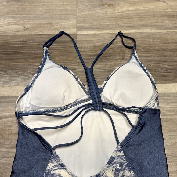 🏴 Lole Blue and White One Piece Swimsuit size small - Picture 5 of 6